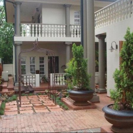 Goodey'S Guesthouse Pretoria-Noord Kültér fotó