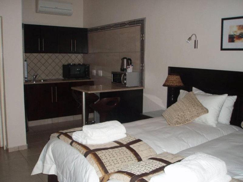 Goodey'S Guesthouse Pretoria-Noord Szoba fotó